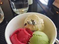 -圣丰索菲特·2 On 988 Café 自助餐厅