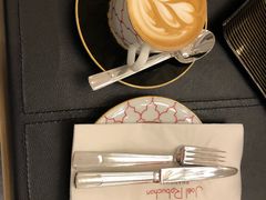 -Salon de The de Joel Robuchon(外滩18号店)