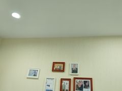 -极光口腔·矫正种植修复(锦江店)