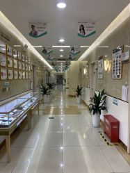 -新生植发·植养护一体