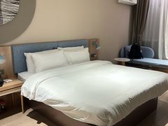 -如家酒店·neo(广州白鹅潭芳村花地湾地铁站店)