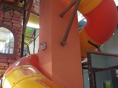 -蒙特利亲子乐园