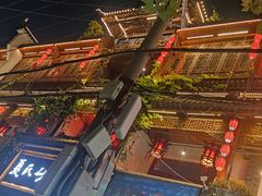 -万松园美食街