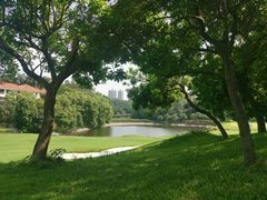 -麓湖高尔夫球俱乐部