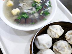 招牌荠菜汤包-尹氏汤包(朝天宫店)