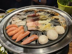 -明洞阿姨·韩式酱蟹烤肉·创意料理(三元桥店)