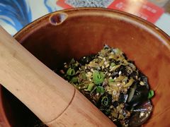 -川流不息·地道川菜·小龙虾(新松江路店)