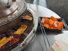 -小辣椒火盆烧烤(温泉南街店)