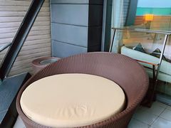 -上海滴水湖皇冠假日酒店