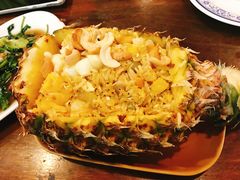 -Dang restaurant (patong phuket)