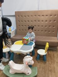 -睿宝儿科·眼科·口腔(静安大悦城门诊部)