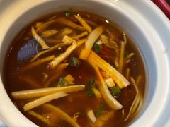 老上海酸辣汤-南小馆(迪士尼小镇店)