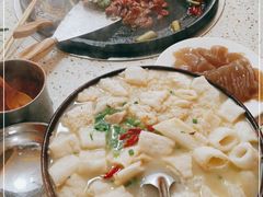 -苗家特色土烙锅·老字号
