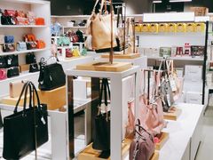 -唯品会(北京国瑞城店)