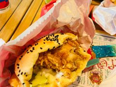 香辣鸡腿中国汉堡-塔斯汀中国汉堡(凯泽雅园店)