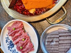 -小天鹅火锅·一线江景洪鼎旗舰店(洪崖洞店)