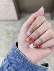 -UGIRL有个美甲