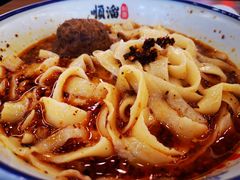 -顺溜·手工刀削面·黑金店(铜锣湾店)