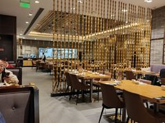 -乐忻皇朝(上海中心大厦店)