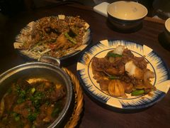 -Cuc Gach Quan Restaurant