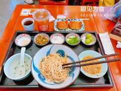 -寄畅興·百年蟹黄面·万国建筑群(外滩27号店)