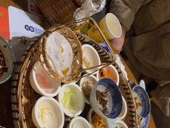 -包整·丝娃娃(一览甲秀楼风景店)