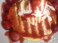 -Pancakes on the rocks(Darling Harbour)