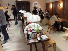 -银米·云南传统过桥米线(双廊黑金冠店)