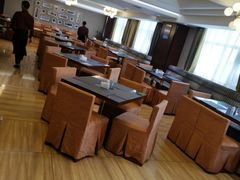-武汉光谷广场杨家湾地铁站怡程酒店
