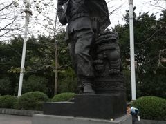 -英雄广场