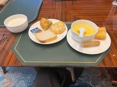 -曲江惠宾苑宾馆(大雁塔大唐不夜城店)