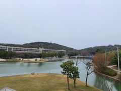 -上海佘山世茂艾美酒店