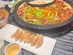 -老船舫·现做活鲜鱼馆(东郊记忆店)