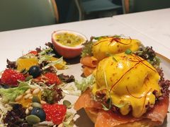烟熏三文鱼班尼迪蛋-BE BRIGHT KITCHEN(正佳广场店)