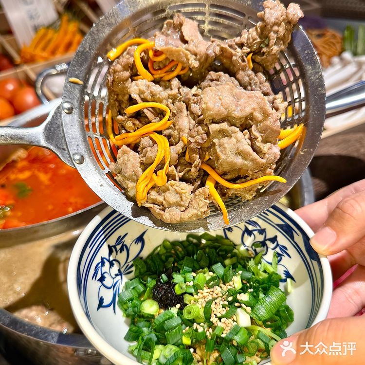 这锅菌汤鸡鲜到我连喝三碗！爱了云南风味！