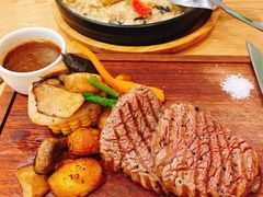 美式菲力牛排-LO CALCOW卡路力轻食主义餐厅(陆家嘴店)