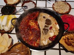 -贰回巷火锅馆(钟楼店)