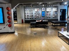 -NIKE品牌体验店(南京东路店)