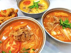 -汤小云火锅米线(钻汇广场店)