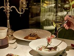 -弦月窗LUNETTE BY AMANDA(复兴路店)