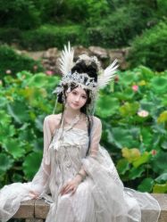 -一揽芳华汉服旗袍体验馆(拙政园店)