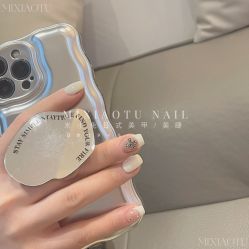 -米小兔美甲美睫