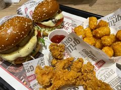 -The Habit Burger Grill 哈比特汉堡(爱琴海店)
