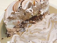 蒙布朗栗子风味蛋糕冰淇淋-DQ·蛋糕·冰淇淋(金鹰天地店)