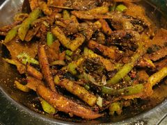 -嘎嘎鸭下巴·爆辣干锅(女人街店)