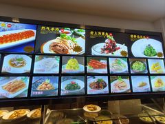 -侬佳蒸菜馆(听潮店)