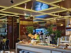 -大中华希尔顿酒店-念自助餐·嗨啤·小龙虾