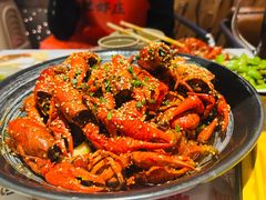 -肥肥虾庄·金牌油焖大虾(汉街SKP店)