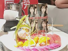 -海底捞火锅(威高广场店)