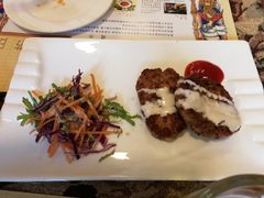 俄式煎肉饼-露西亚咖啡西餐厅(哈尔滨俄侨纪念馆店)